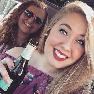 Meet your Posher, Alesia